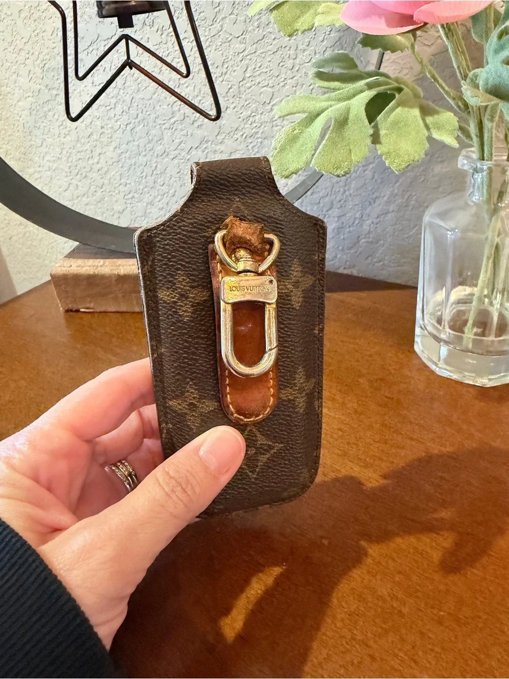 Louis Vuitton Etui Phone Pouch